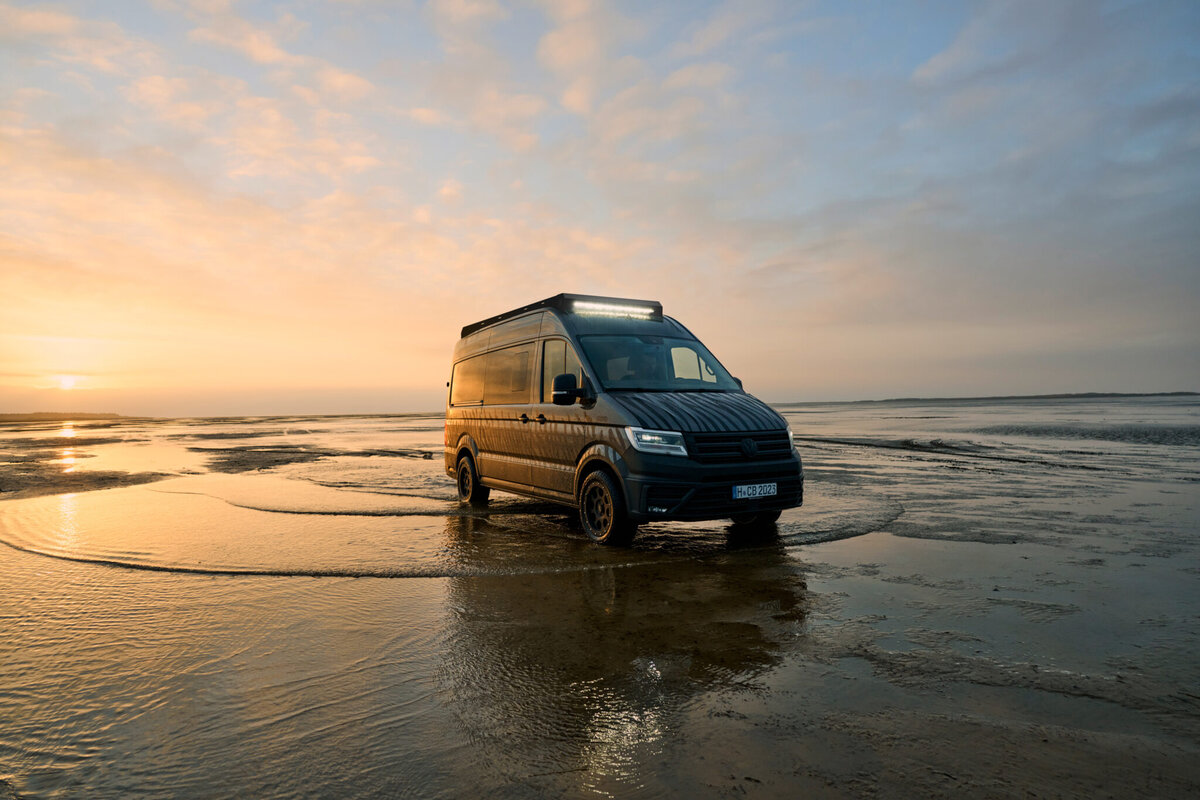 Автодом на базе VW Crafter с душевой в багажнике | Автодом и Рок-н-ролл |  Дзен