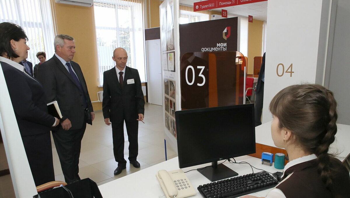     Губернатор Ростовской области Василий Голубев поручил внедрить упрощенные механизмы получения льгот за ЖКХ сельским специалистам, об этом сообщили на портале донского правительства.