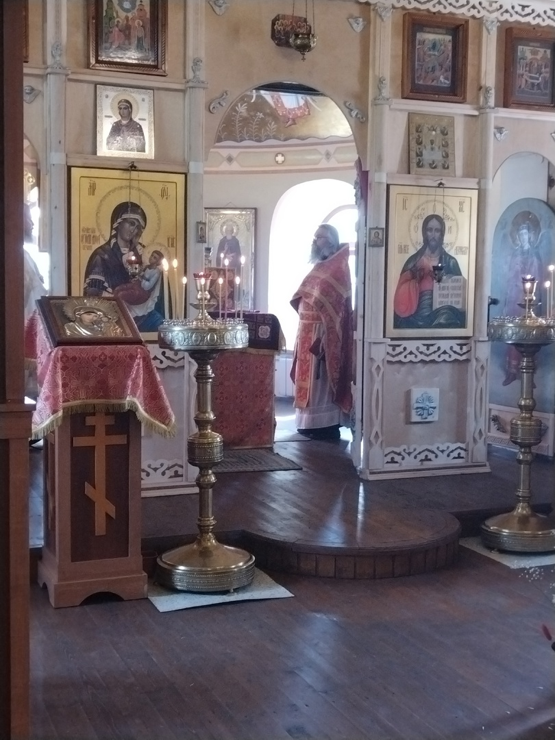 отец Валентин