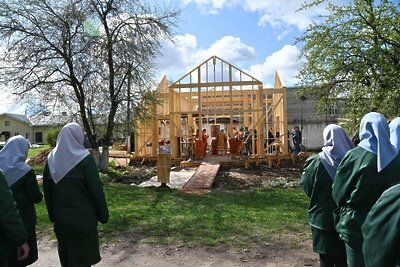    Освящение строящегося храма в честь иконы Божией Матери «Споручница грешных» © Пресс-служба УФСИН России по Московской области