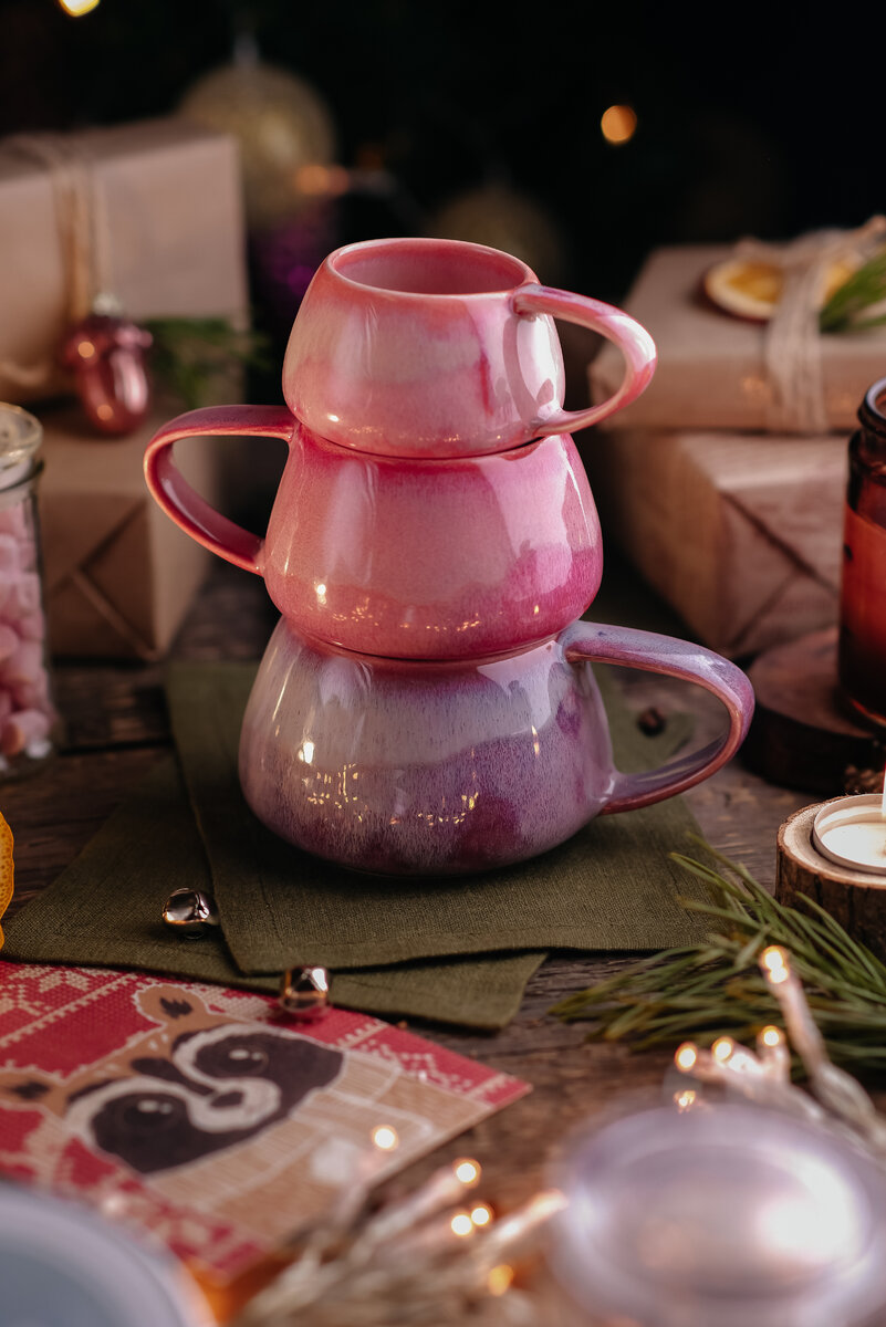 На фото кружка Вулкан 100, 200, 300 мл Мастерской дизайнерской посуды "VELES"