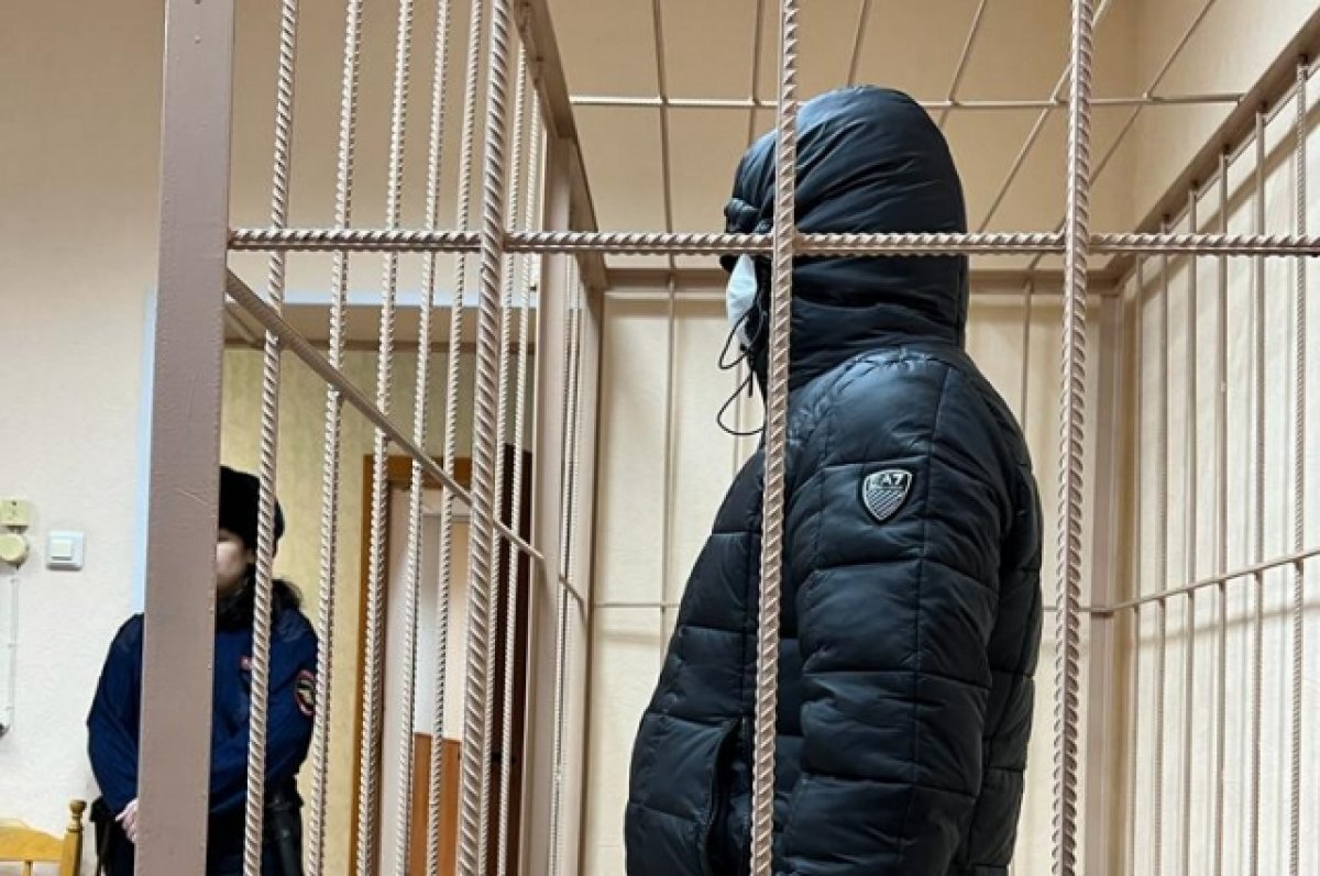    В Новосибирске начальника ОБЭП Умерова оставили в СИЗО до 20 июня