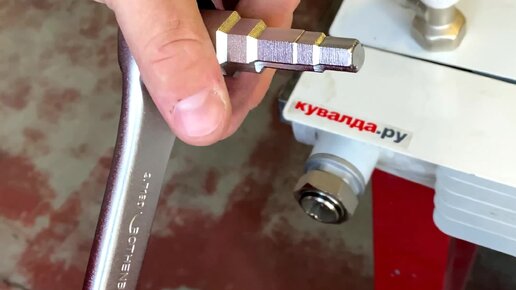 Кувалда.ру | Ключ ступенчатый для \"американок\" в действии | Дзен