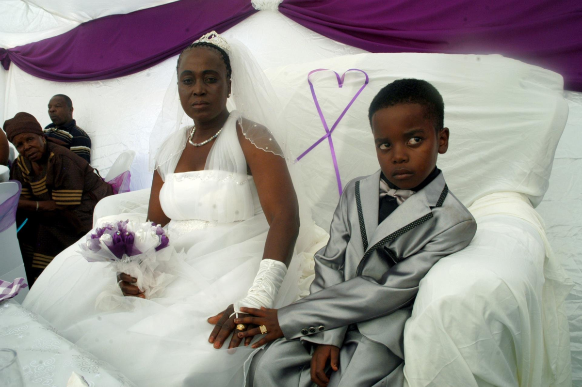 Санеле Масилела женился на 61-летней Хелен Шабангу