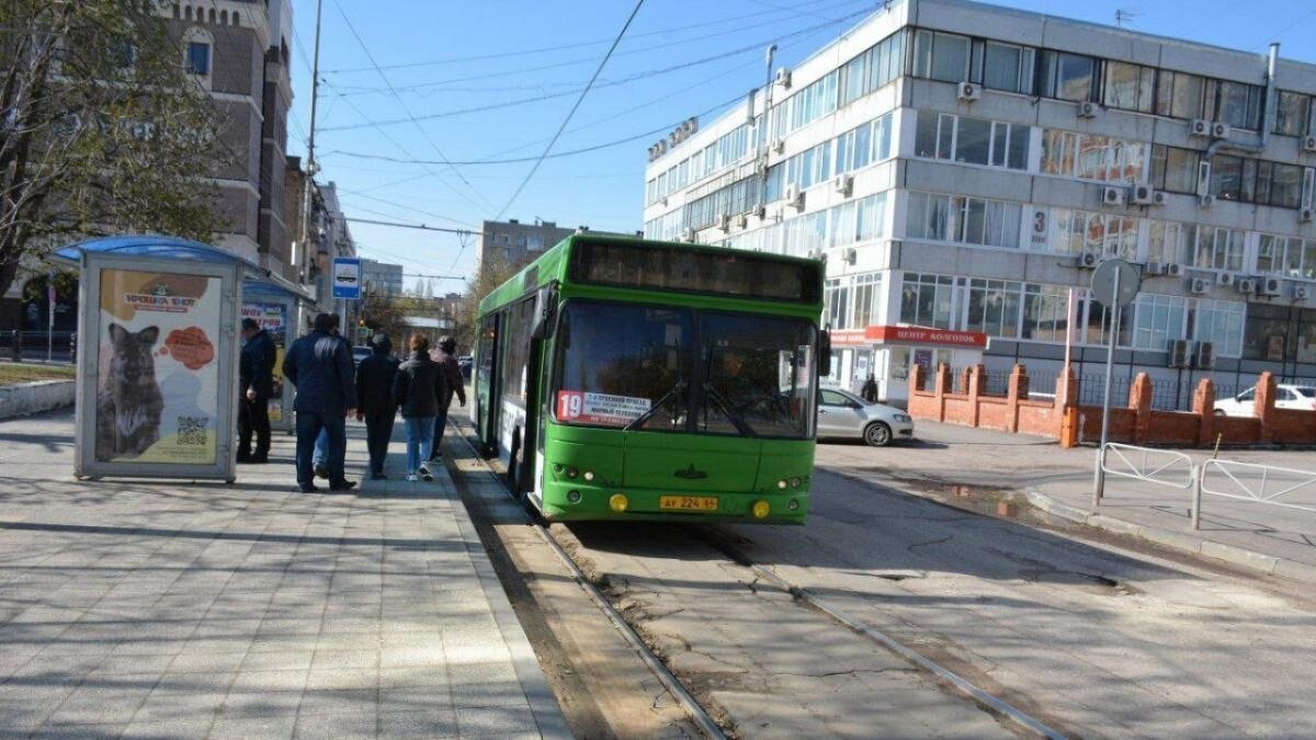    Власти Саратова рекомендовали перевозчикам наладить работу с льготниками в маеНовости Саратова и области – Сетевое издание «Репортер64»