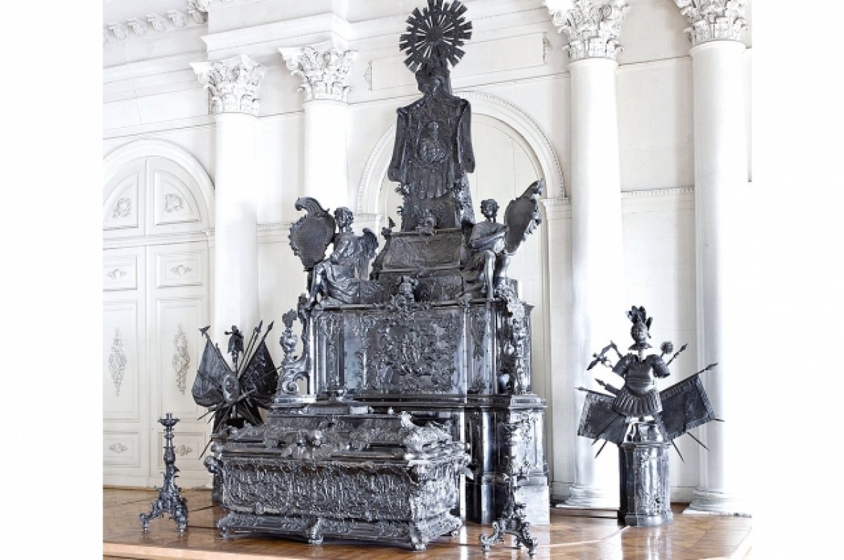    Рака Александра Невского будет передана РПЦ и переедет из Эрмитажа в Лавру