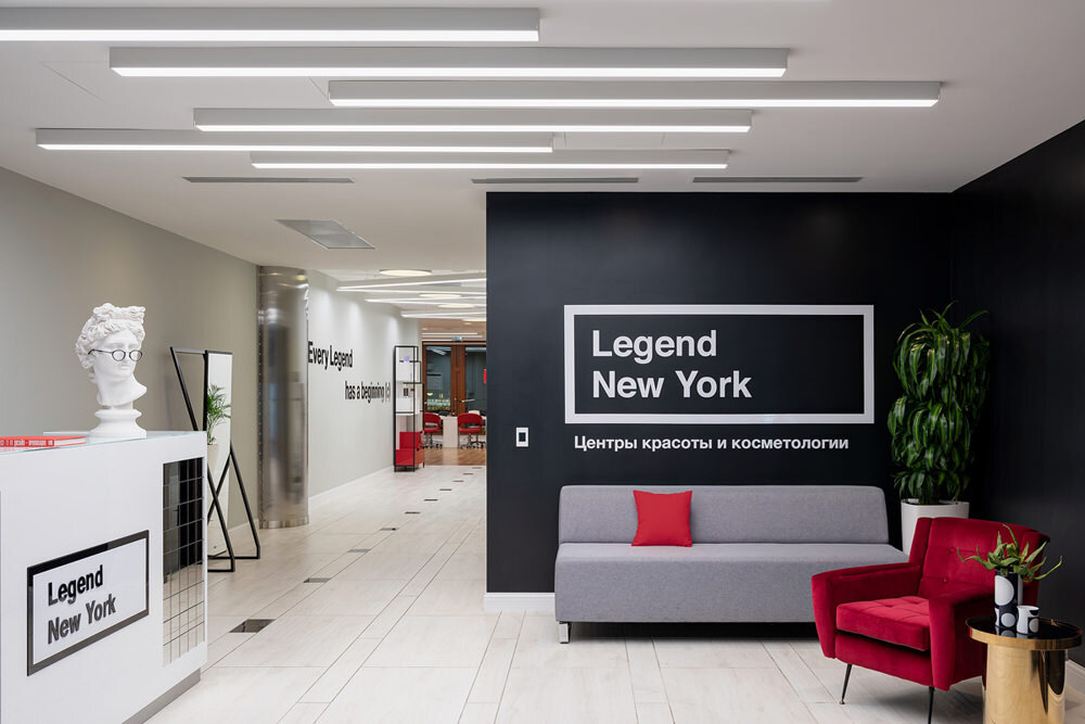 Салон Legend New York. Интерьеры – дизайн-бюро OTTEPEL.