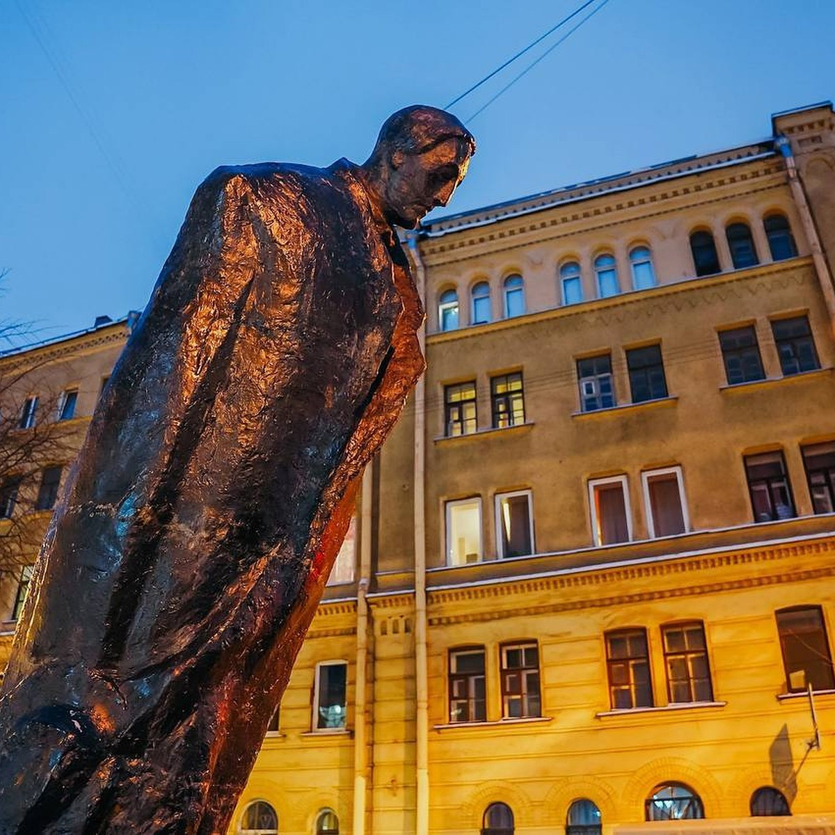 Памятник блоку на декабристов фото