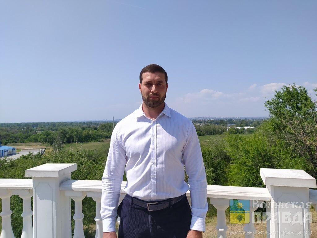 Сулейман Магомедов уверен, что работы будут завершены к концу года📷    В Волжский речпорт прибыл спецфлот для расчистки русла Ахтубы
