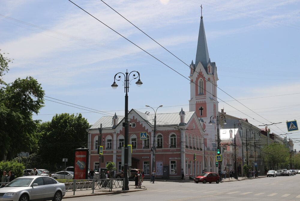 Городском май. Самарская кирха. Кирха Самара. Самарская кирха фото.