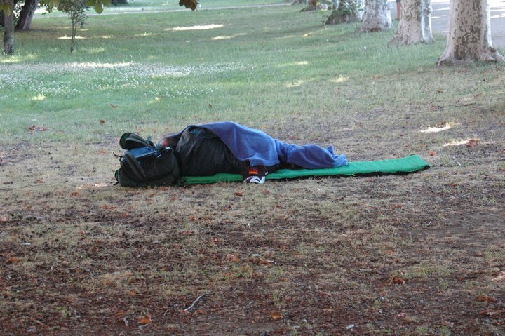 я не нашёл точных данных о бездомных в Германии, самые щадящие - это четверть миллиона человек, но есть и шестьсот тысяч, есть данные что около миллиона