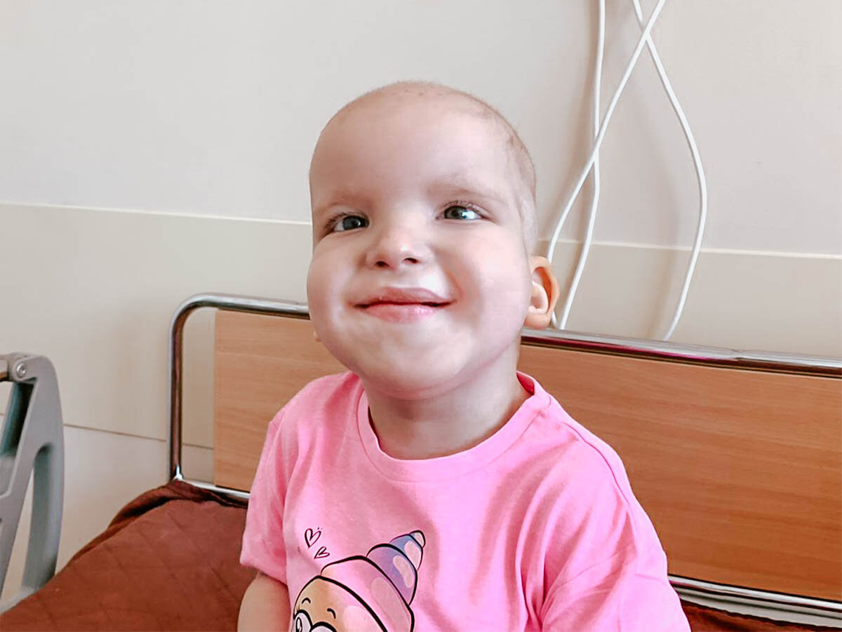 Даже в трудные времена жизнерадостная Серафима дарит улыбку миру