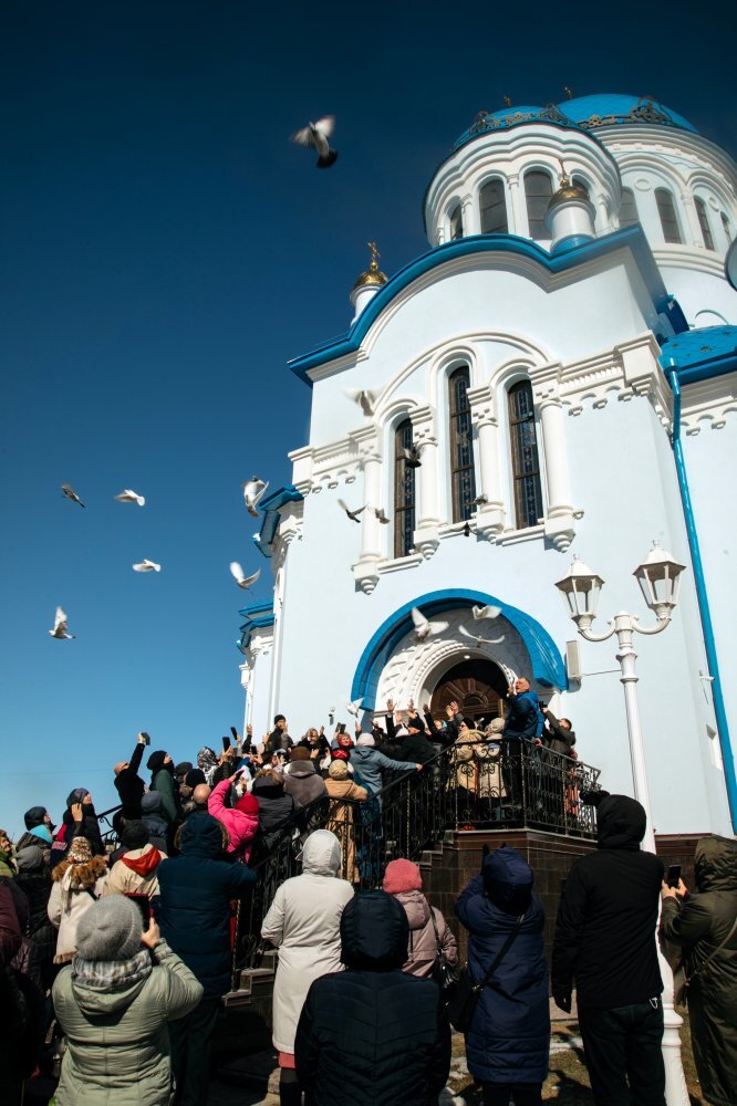    В Югре покажут трансляцию освящения собора в Сургуте