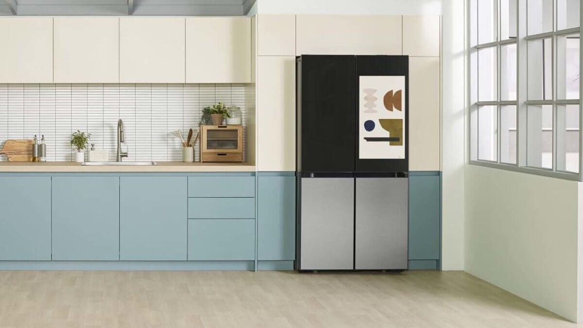 Samsung начала приём предзаказов на свой новый холодильник восьмого поколения семейства Family Hub Plus.-2