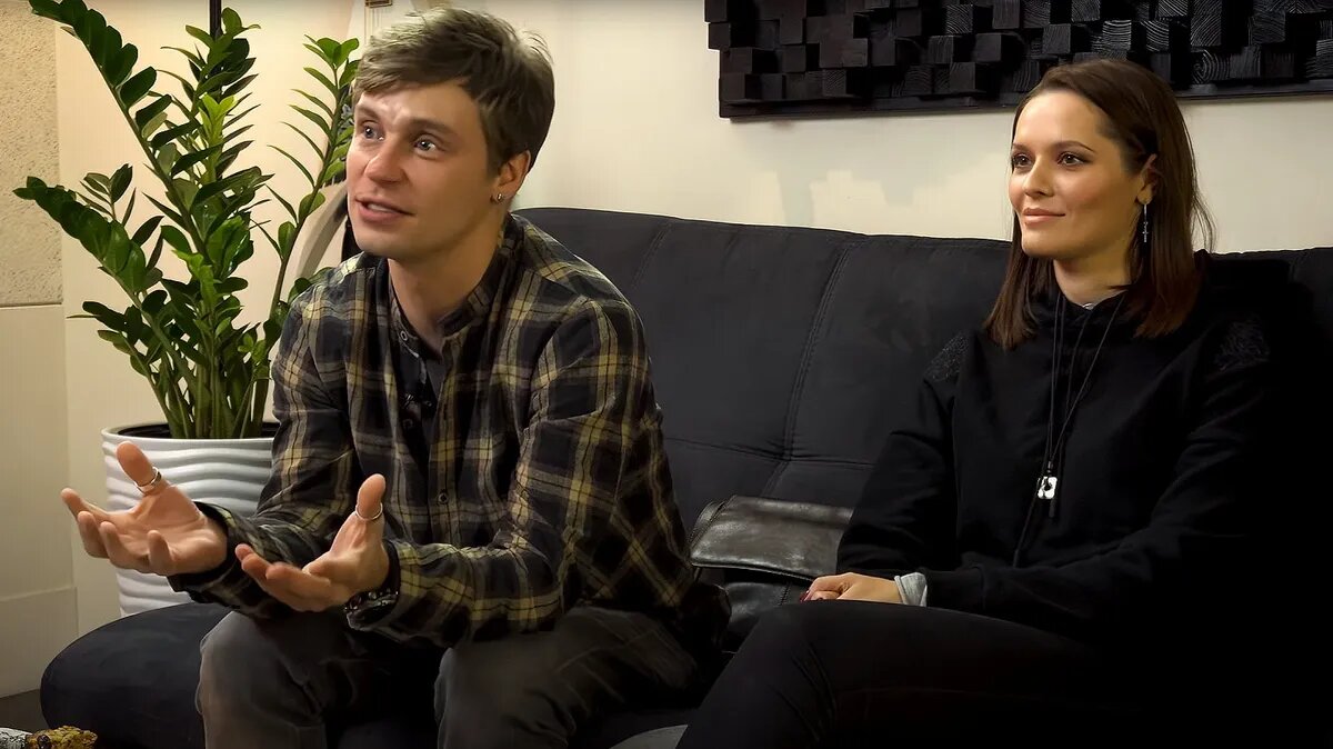 Александр Головин и Александра Попова. Фото: кадр видео ISTOKIYA MUSIC/youtube.com