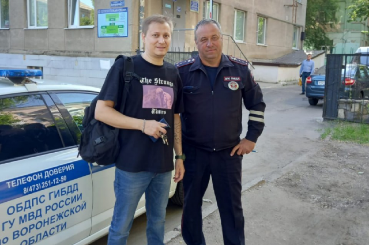    В Воронеже полицейские с «мигалками» привезли в роддом рожающую женщину