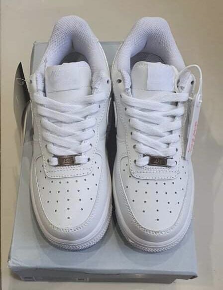 Nike air force 1 07 1982 hot sale