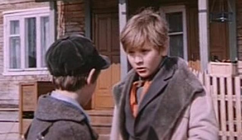 Дима Зарубин и Роман Мадянов в фильме "Весенние перевёртыши". 