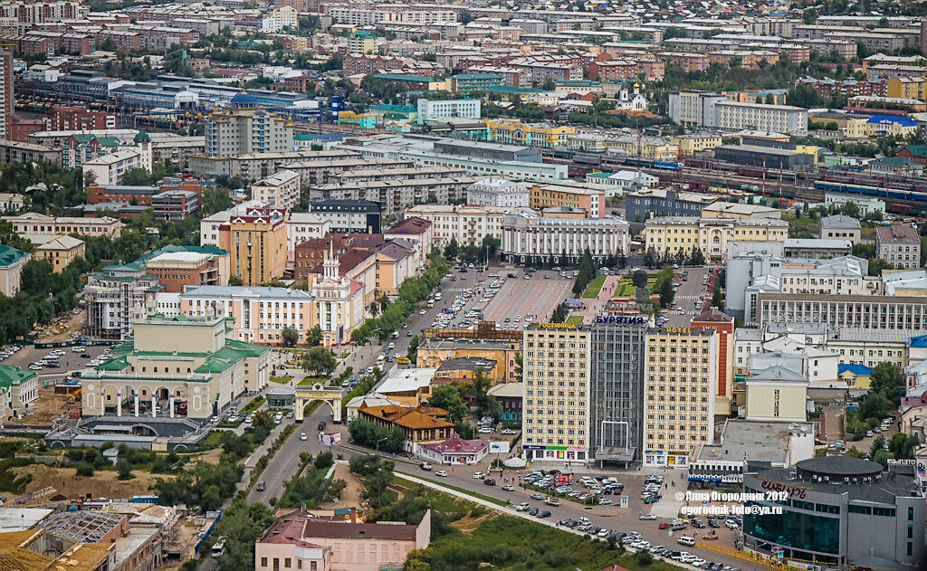 Г улан удэ республика. Улан-Удэ. Улан-Удэ центр города. Республика Бурятия город Улан-Удэ. Улан-Удэ столица Республики Бурятия.