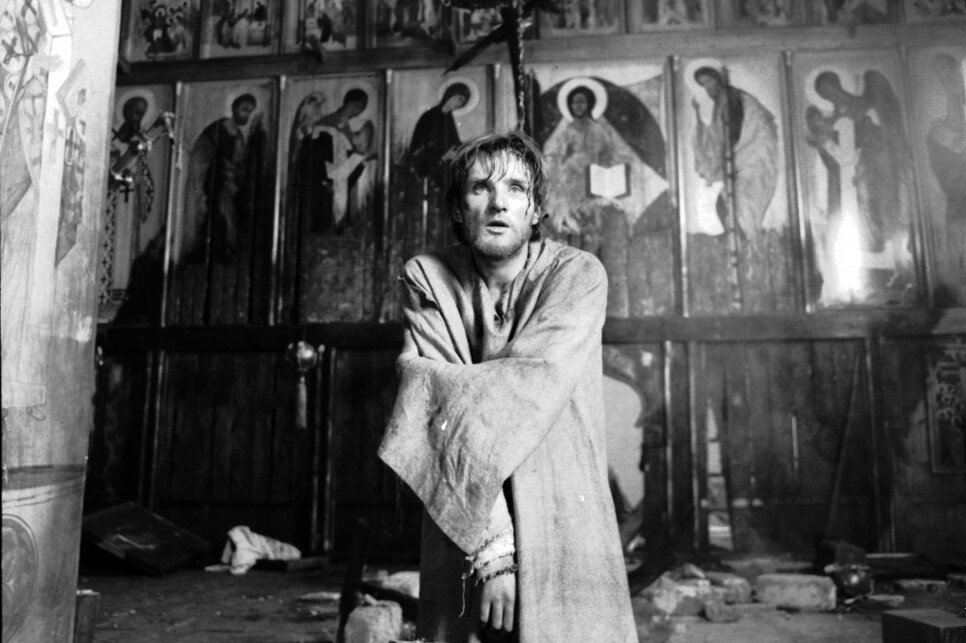Кадр из фильма "Андрей Рублёв" 1966 года