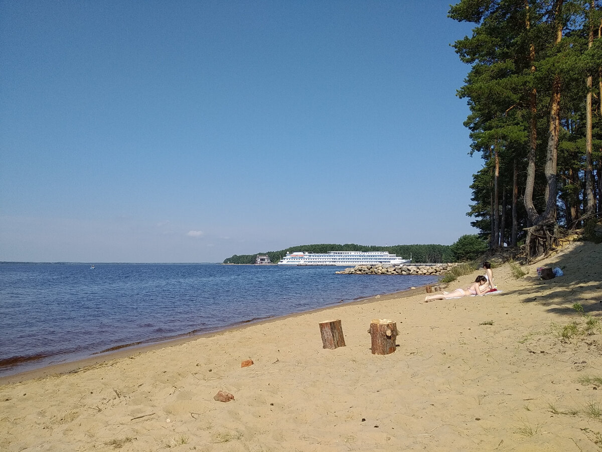 Отдых с палаткой на Рыбинском море: где можно стоять дикарем и есть ли ...