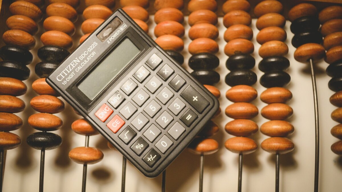     Гендиректор Корпорации МСП Александр Исаевич принял участие в Петербургском международном экономическом форуме. Он поделился статистикой, собранной корпорацией за 2022 год.