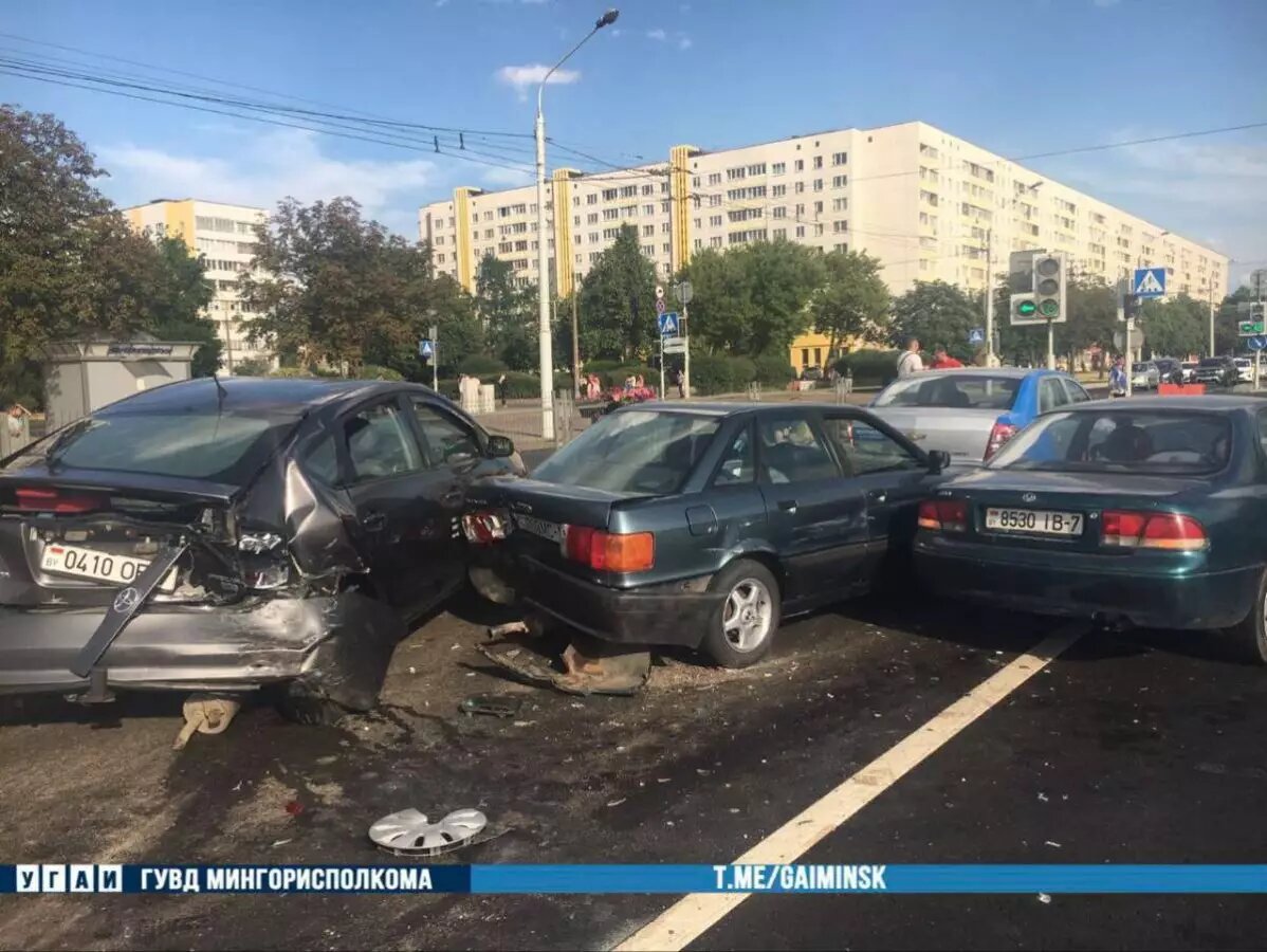 На проспекте Рокоссовского – авария четырех авто с пострадавшими | abw.by |  Дзен