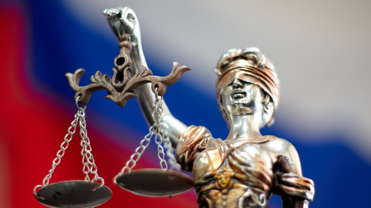     Владивостокский суд вынес приговор двум фигурантам дела о злоупотреблении полномочиями при закупке тренажеров для Морского государственного университета имени Г. И. Невельского.
