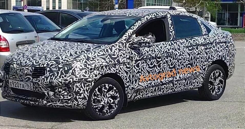 Перспективный седан Lada Iskra в камуфляже 