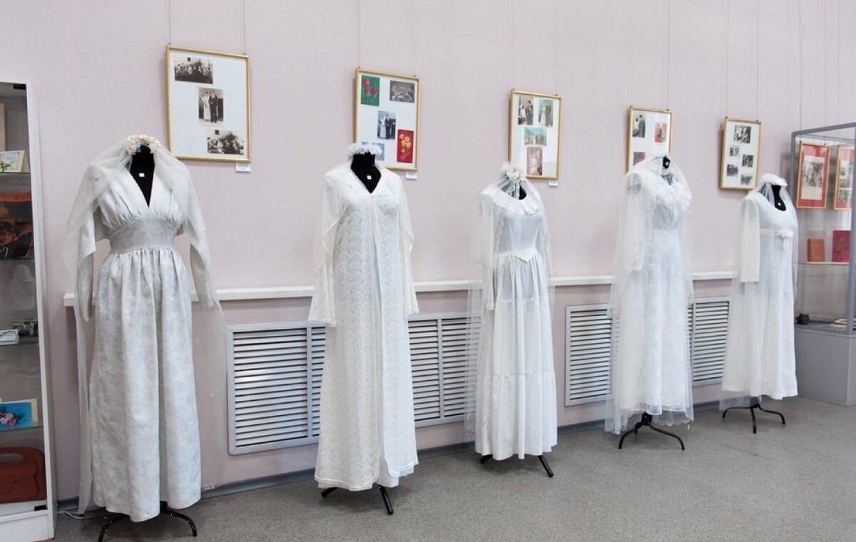 Фотографии с выставки "Совет да любовь" в музее "Город"