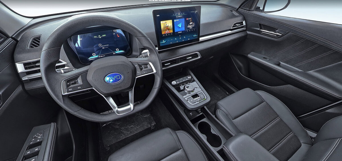 Материал руля – качественный пластик.