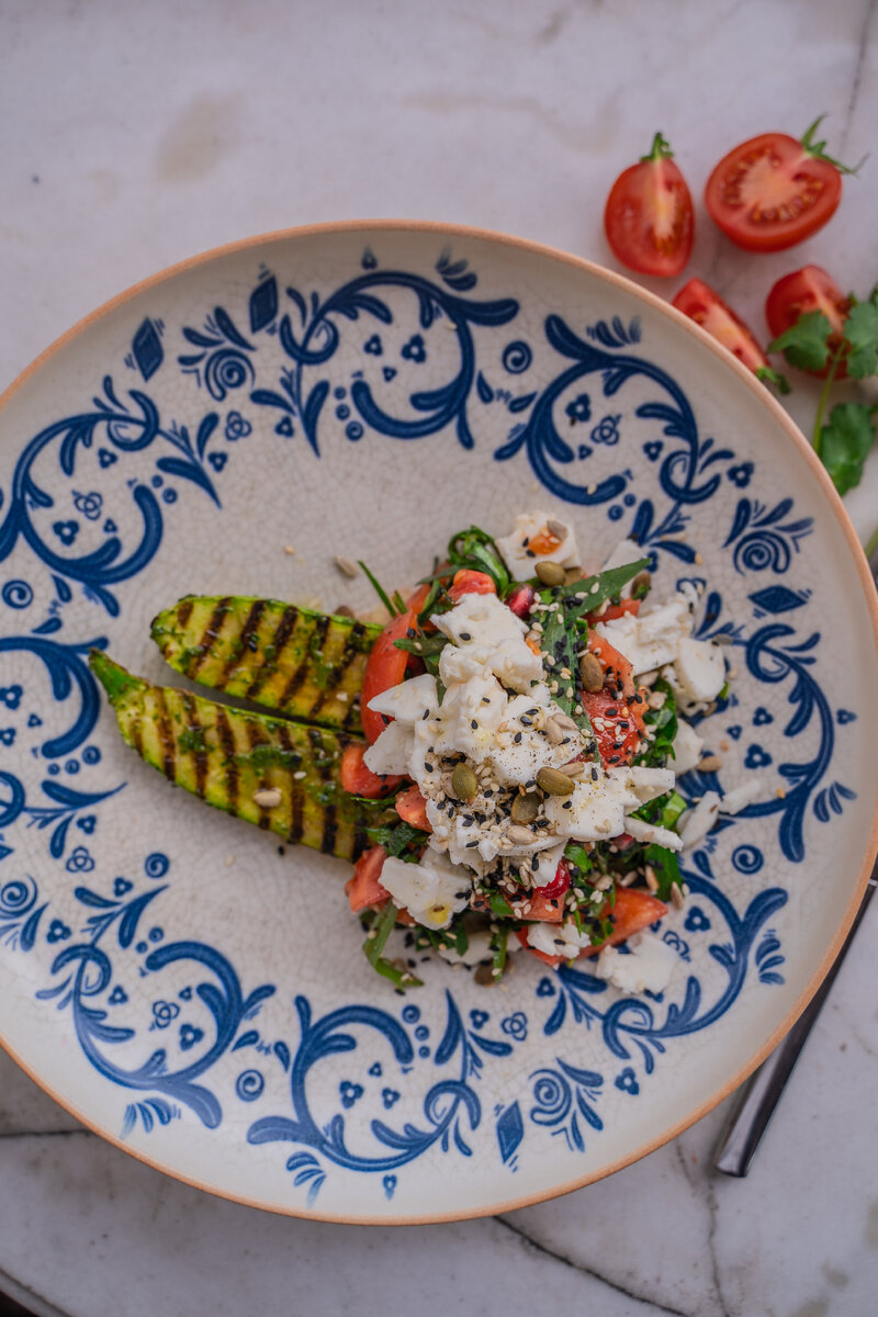 Готовим в нашем ресторане в Батуми, Грузия