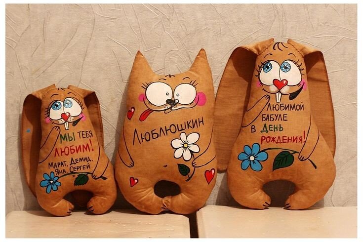 Зайчики "выросшие из техники "примитивной куклы.