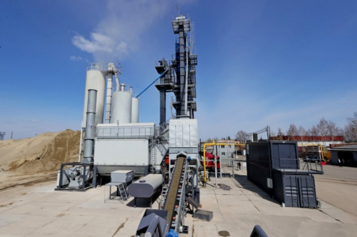    Губернатор посетил асфальтобетонный завод в Новоалтайске