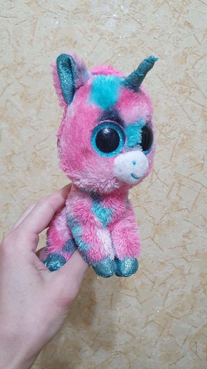 Подаренная игрушка. Мы назвали её Иврит )))