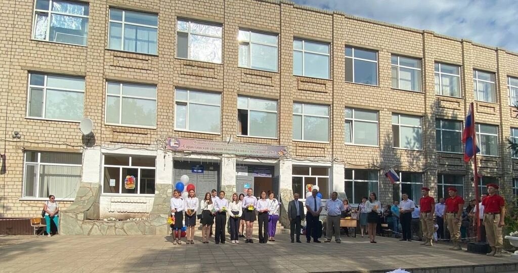    В школе №3 Саракташского района благодаря вмешательству прокуратуры отремонтируют кровлю