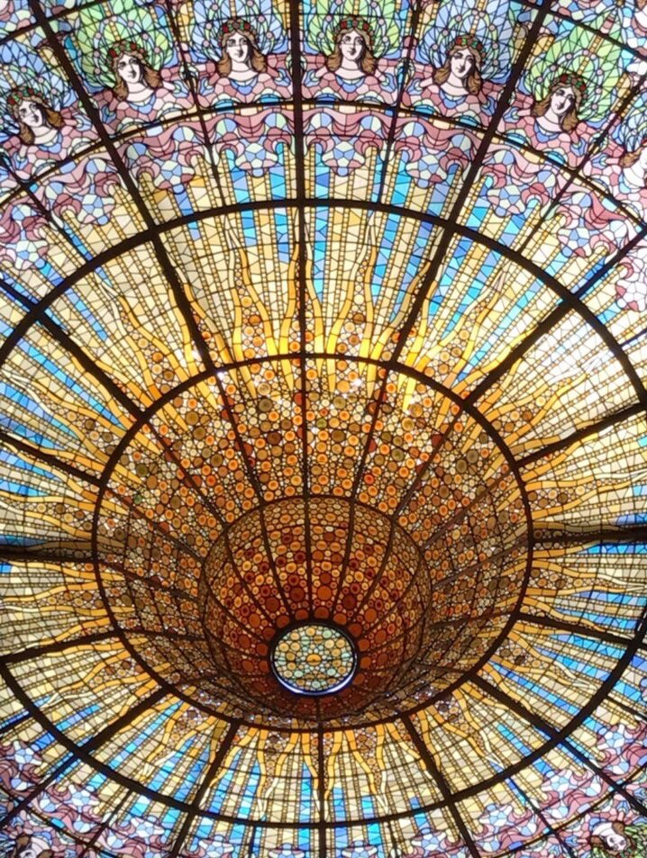 Дворец каталонской музыки (Palau de la Música Catalana) в Барселоне