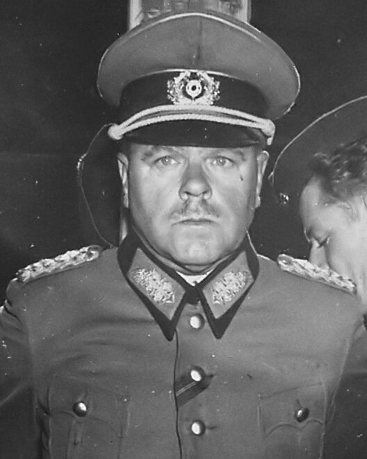 Антон Достлер