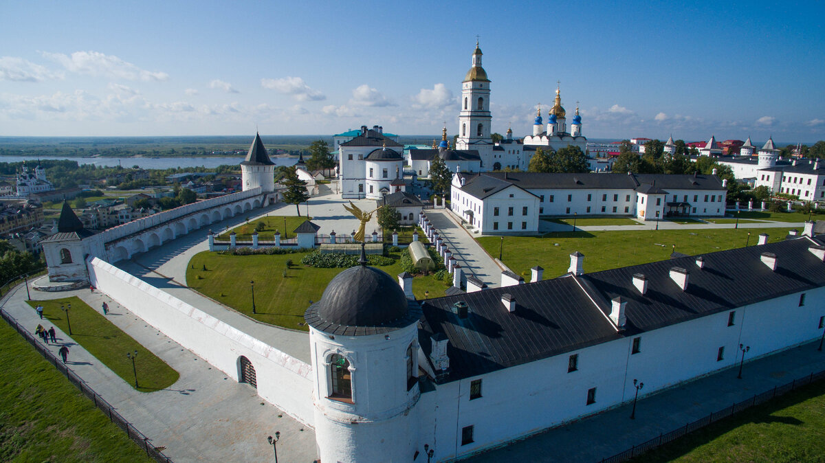 Павлины, порох и бойница: изучаем башни Тобольского кремля | Visit Tyumen |  Дзен