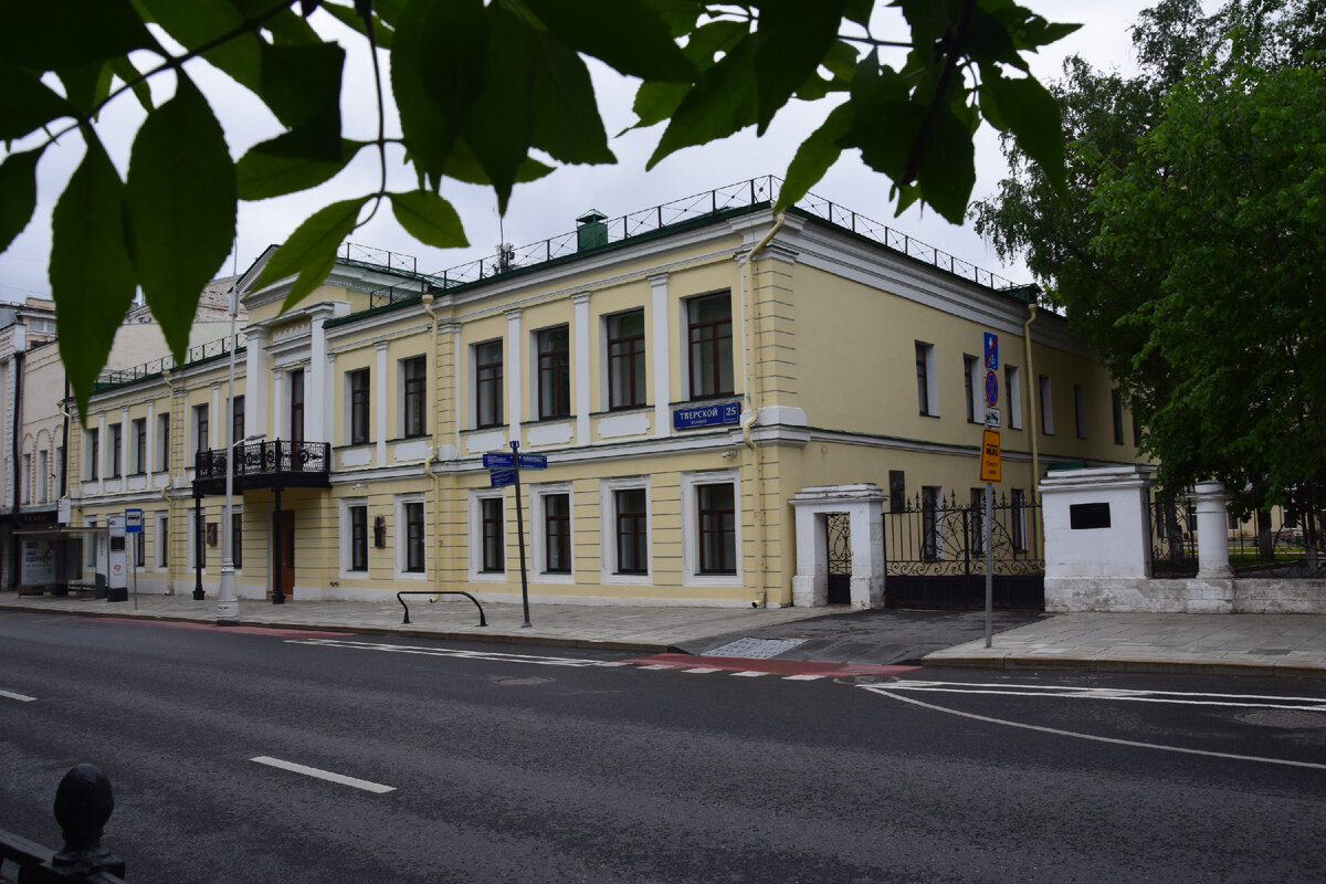 Фото автора канала "Приключения Тома Сойера".