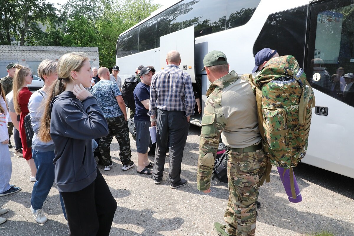    Александр Воложанин Юлия Полякова