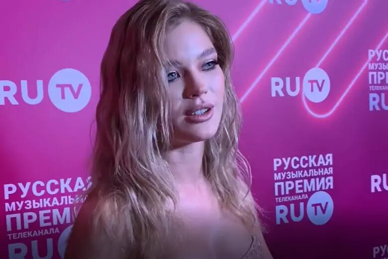 Знающий огородник рассказал, что делать, если листья огурцов покрылись ...