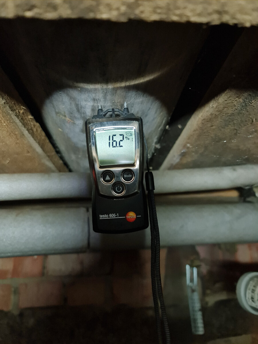 Показатель влагомера - превышение влажности 