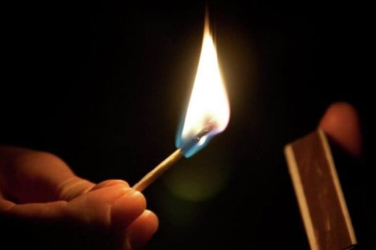    Поджигателя дома бывшей тещи задержали в Оренбургском районе Андрей Севостьянов