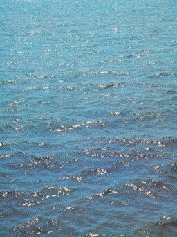 "Самое синее в мире,                                    Черное море мое, Черное море мое!"           Фото: agrc79.livejournal.com