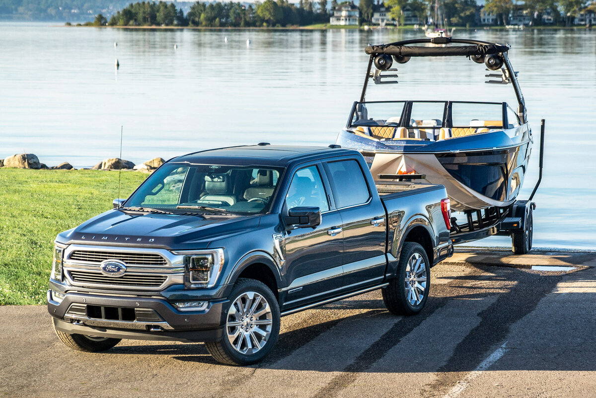    Ford F-150 Limited SuperCrew   
Фото: Ford