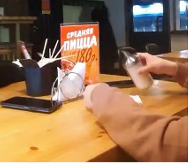 Знаю, что качество шакальное, но все претензии к оператору (оператор не я :D)