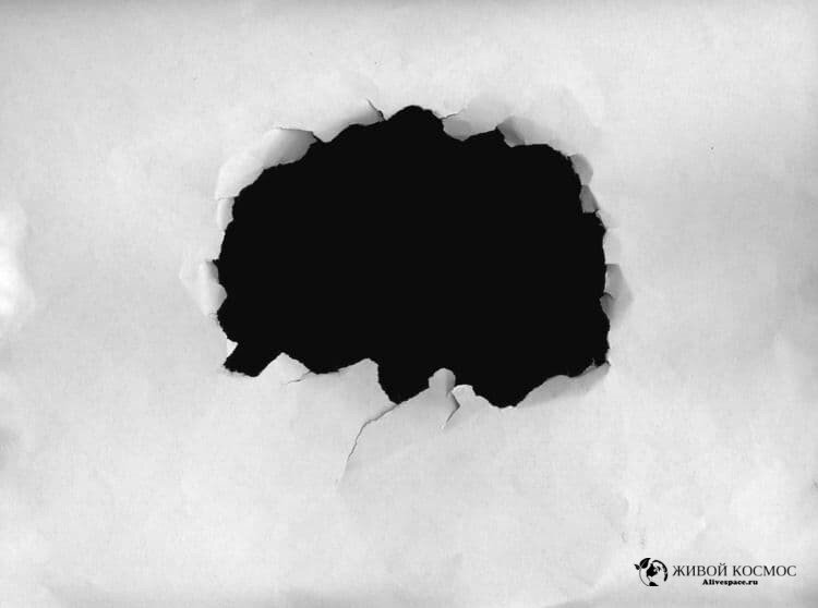      Что скрывает эта чёрная дыра? Фото НАСА.