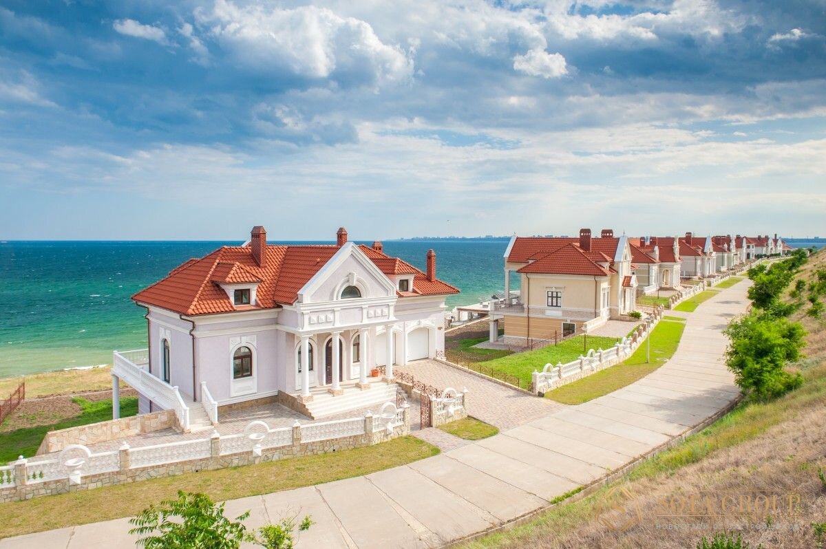 Дом на черном море фото