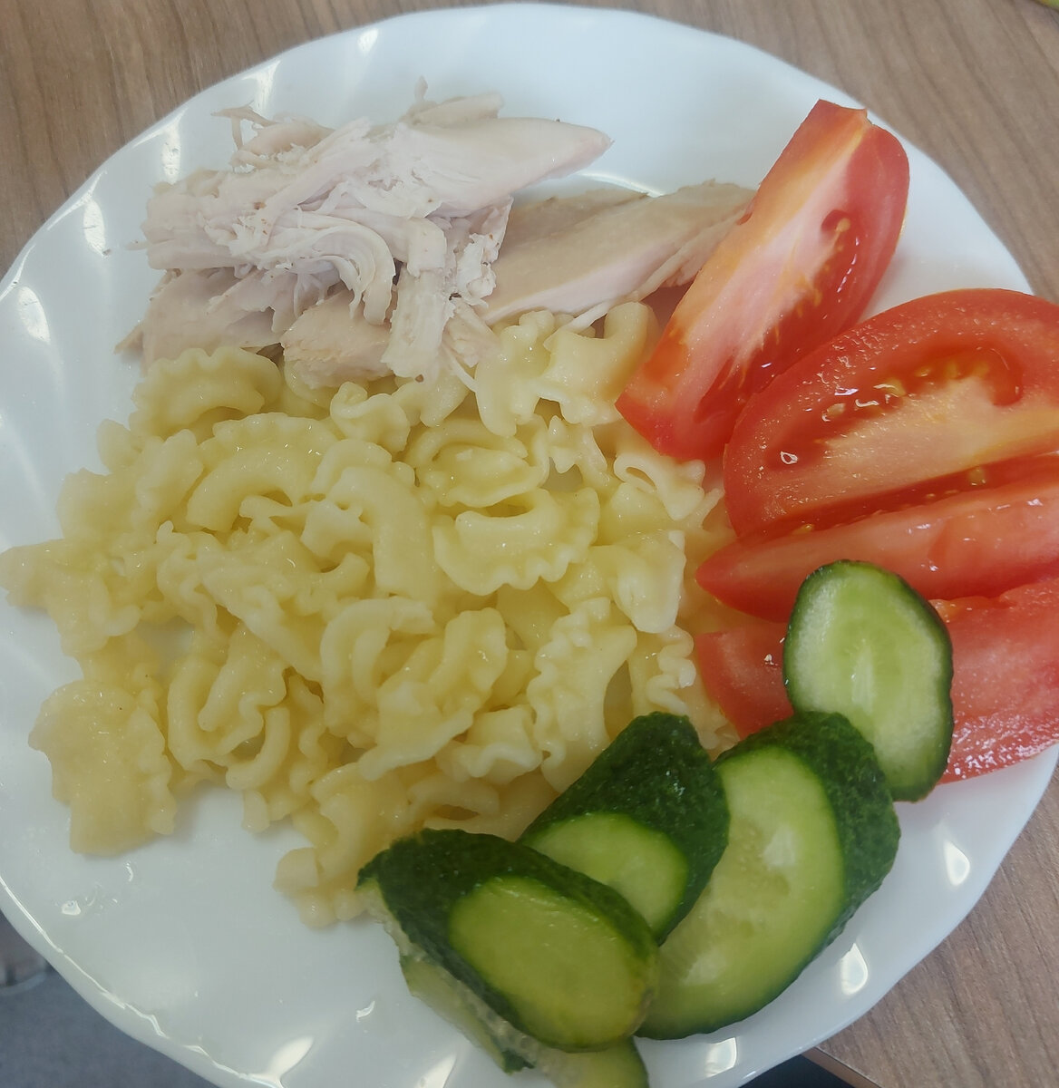 Курочка запеченая с чесноком.